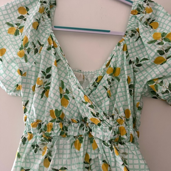 Lemon top - Picture 2 of 3